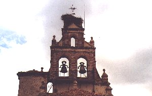 GOMEZSERRACÍN Y SU IGLESIA